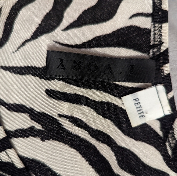 2 animal print tanks - Picture 2 of 6